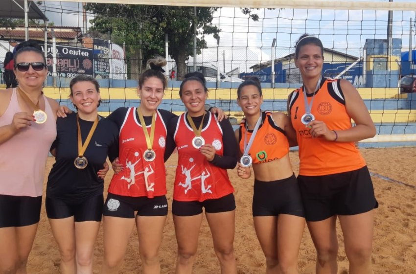 JAGUARIÚNA GARANTE LUGAR NO PÓDIO DO CAMPEONATO REGIONAL DE VOLEI DE PRAIA 