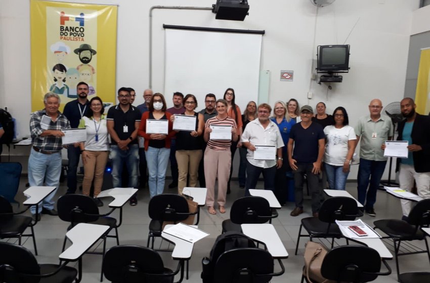 NOVOS MEMBROS DA CIPA DA PREFEITURA DE JAGUARIÚNA REALIZAM CURSO DE CAPACITAÇÃO E TOMAM POSSE