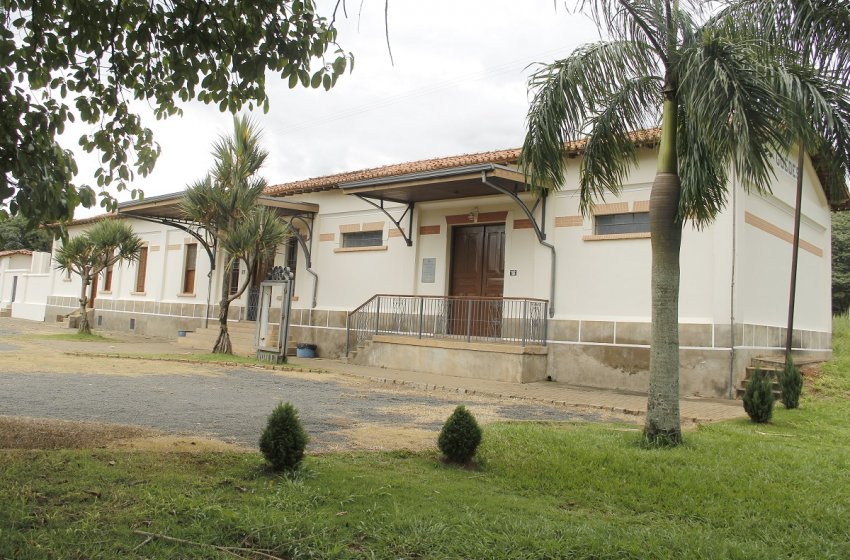 DOMINGO TEM ‘CAFÉ COM VIOLA’ NA ESTAÇÃO DE GUEDES 