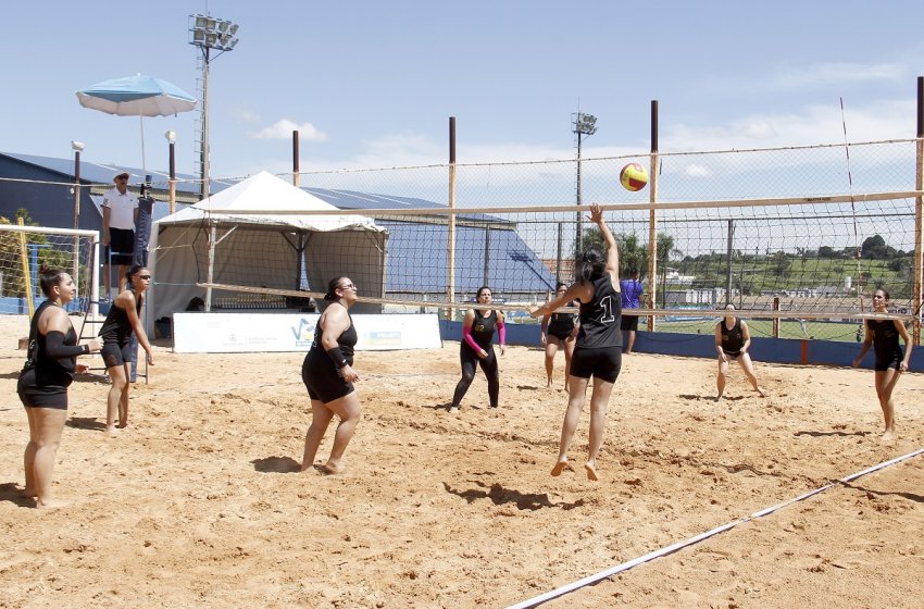 DOMINGO TEM III COPA JAGUARIÚNA DE VOLEI DE PRAIA 4X4