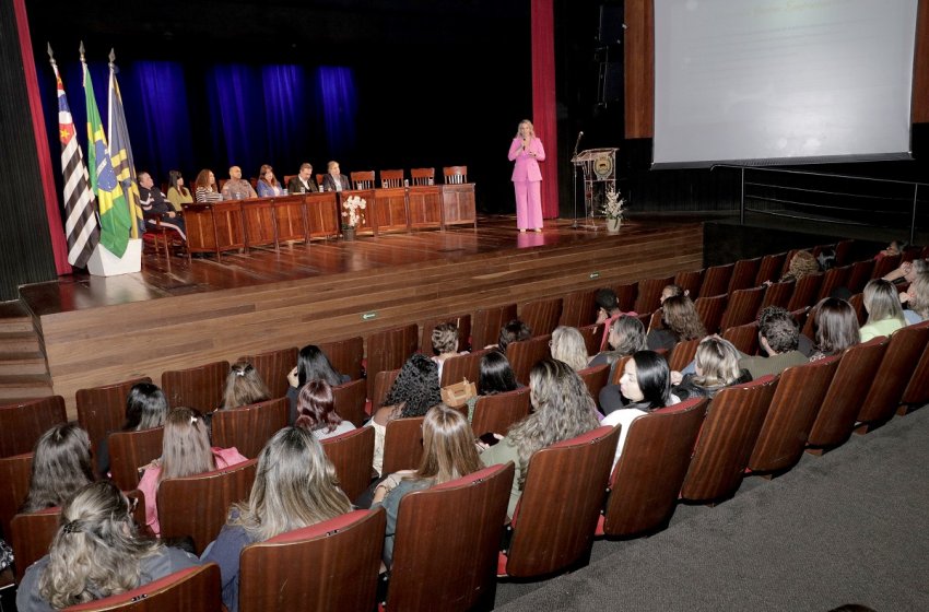 ALUNOS DA REDE PÚBLICA DE JAGUARIÚNA INICIAM AULAS DE EMPREENDEDORISMO