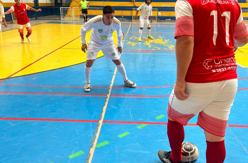 SHOW DE GOLS NO ÚLTIMO DOMINGO NO CAMPEONATO FUTSAL VETERANOS