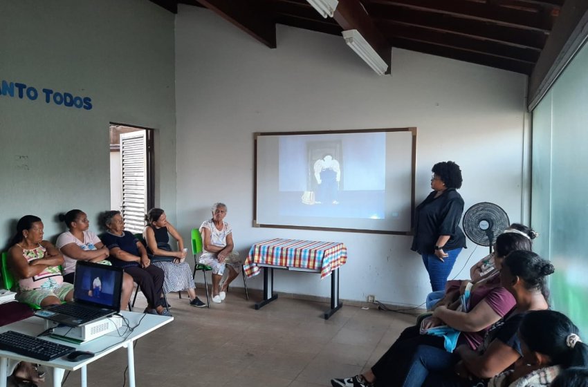 ENCONTRO NO CRAS CRUZEIRO DO SUL CELEBRA O DIA INTERNACIONAL DA MULHER EM JAGUARIÚNA