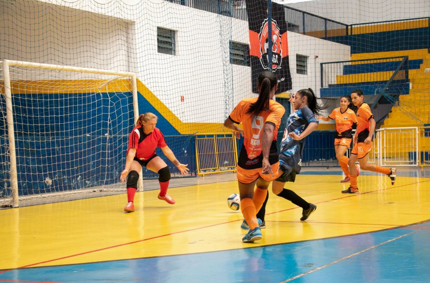 10 GOLS NA QUARTA RODADA DO FUTSAL FEMININO 