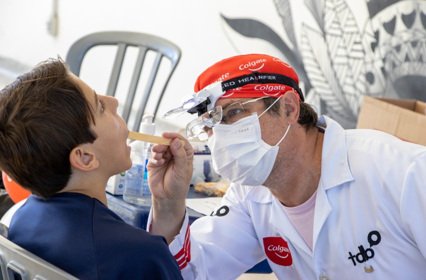 ALUNOS DA REDE MUNICIPAL DE JAGUARIÚNA PARTICIPAM DA MEGATRIAGEM ODONTOLÓGICA 