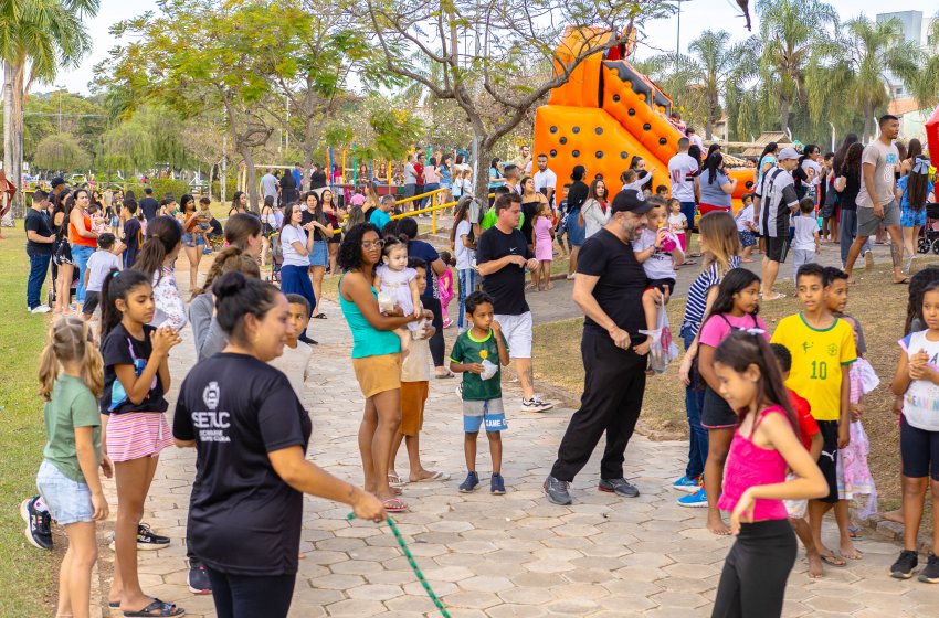 FESTIVAL DE FÉRIAS DE JAGUARIÚNA TEM KARAOKÊ COM IDIOMAS NESTA TERÇA
