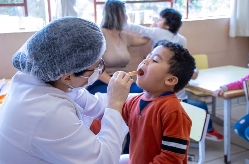 JAGUARIÚNA LANÇA PROJETO ‘SAÚDE BUCAL NAS ESCOLAS’ 