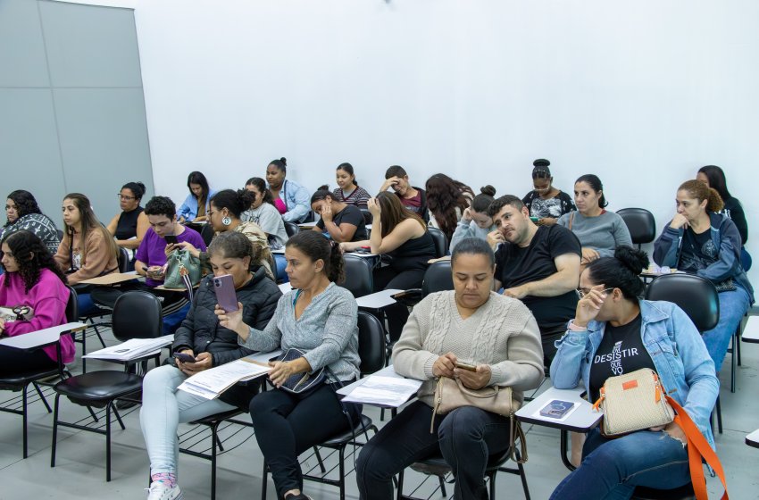 PAT DE JAGUARIÚNA PROMOVE MUTIRÃO DE EMPREGO NESTA SEXTA