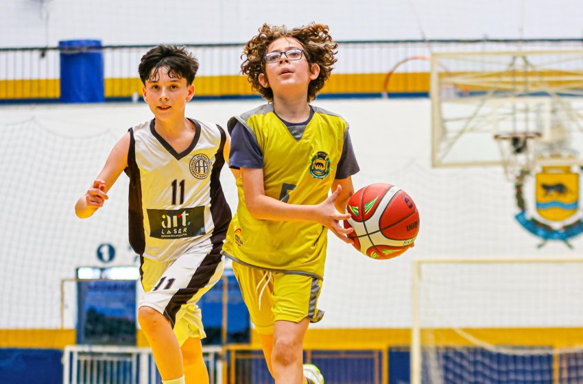 BASQUETE DE JAGUARIÚNA TEM FINAL DE SEMANA VITORIOSO