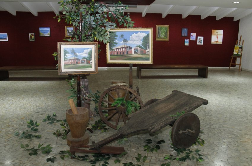 EXPOSIÇÃO ARTES VISUAIS COMEMORA O ANIVERSÁRIO DE JAGUARIÚNA NO TEATRO MUNICIPAL